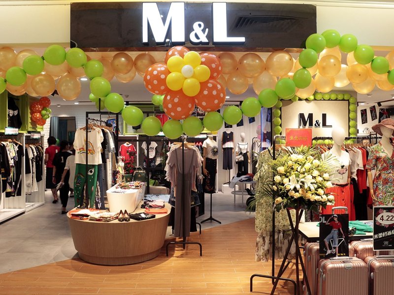 海口莲俐服装店：紧跟时尚潮流的窗口